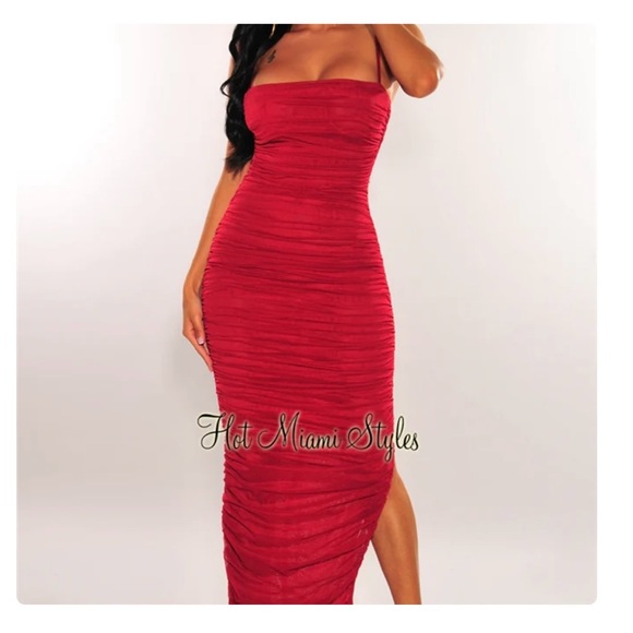 Dark Red Ruched long dress Size S EUC - Picture 1 of 5